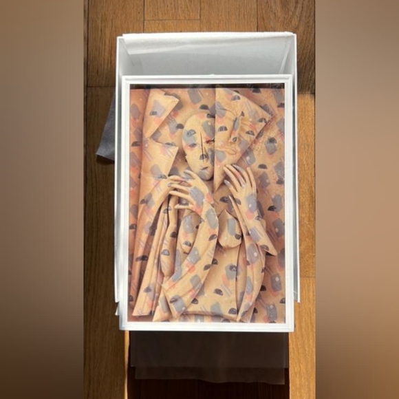 RéVive Limited Edition Art Box by Anya Kielar - Picture 3 of 11